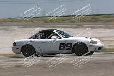 media/Jun-01-2024-CalClub SCCA (Sat) [[0aa0dc4a91]]/Group 3/Qualifying/